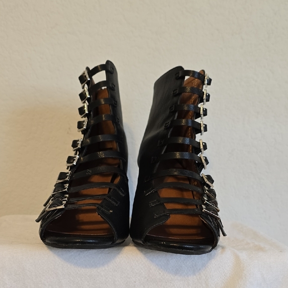 Jeffrey Campbell "Houdini-2" Black Buckle Mid Ankle Sandal. Size 7.5M - Picture 4 of 16
